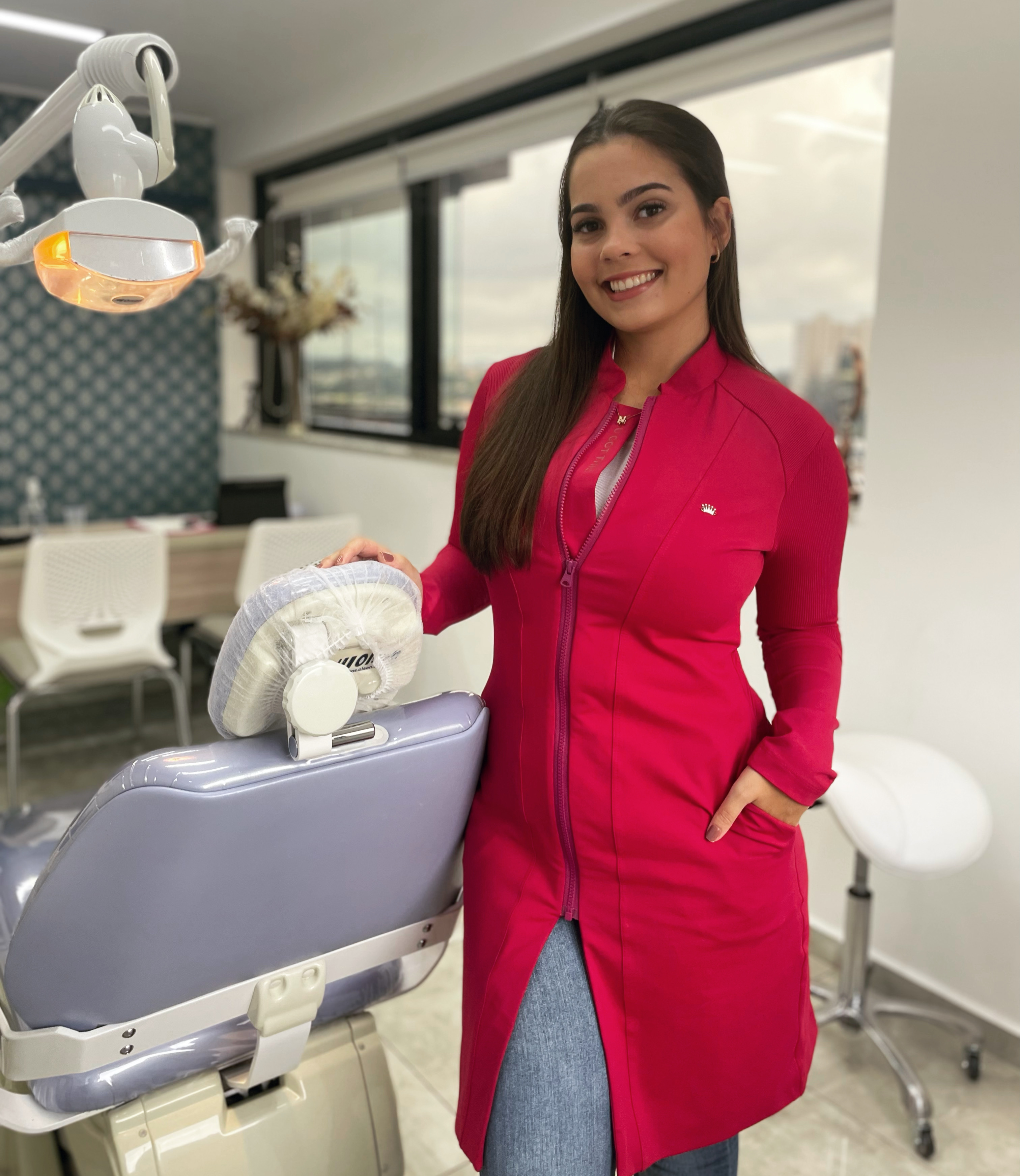 Dra Nicole Silabi