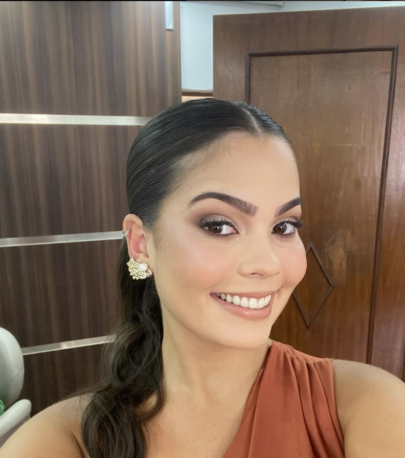 Dra. Nicole Silabi
